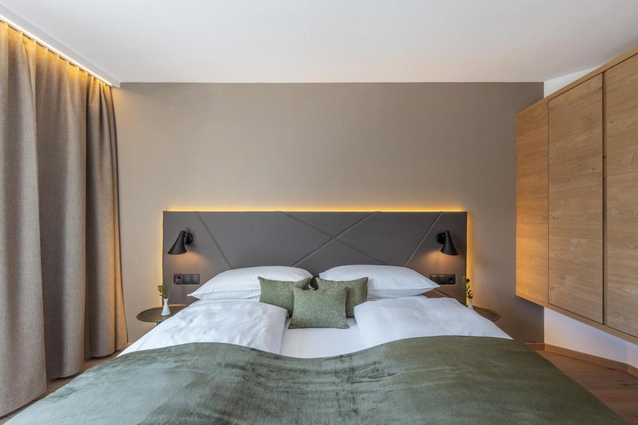 Maraias - Luxury Suites & Apartments Burgusio Kültér fotó