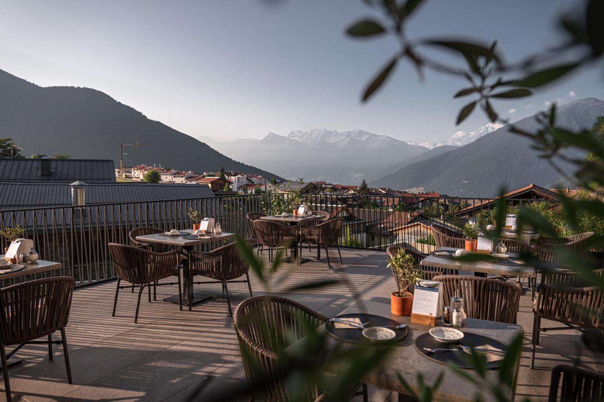Maraias - Luxury Suites & Apartments Burgusio Kültér fotó